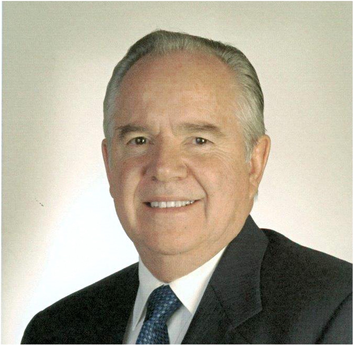 Dr. Fernando Jorge González Villarreal