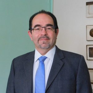 Dr. Carlos Fernando Matute González