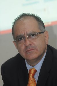 Dr. Ernesto Piedras Feria
