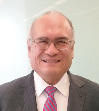Dr. Salvador Landeros Ayala