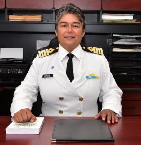 Capitán de Altura Ana Laura López Bautista